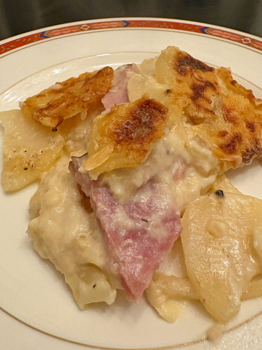 Creamy Scalloped Potatoes With Ham
