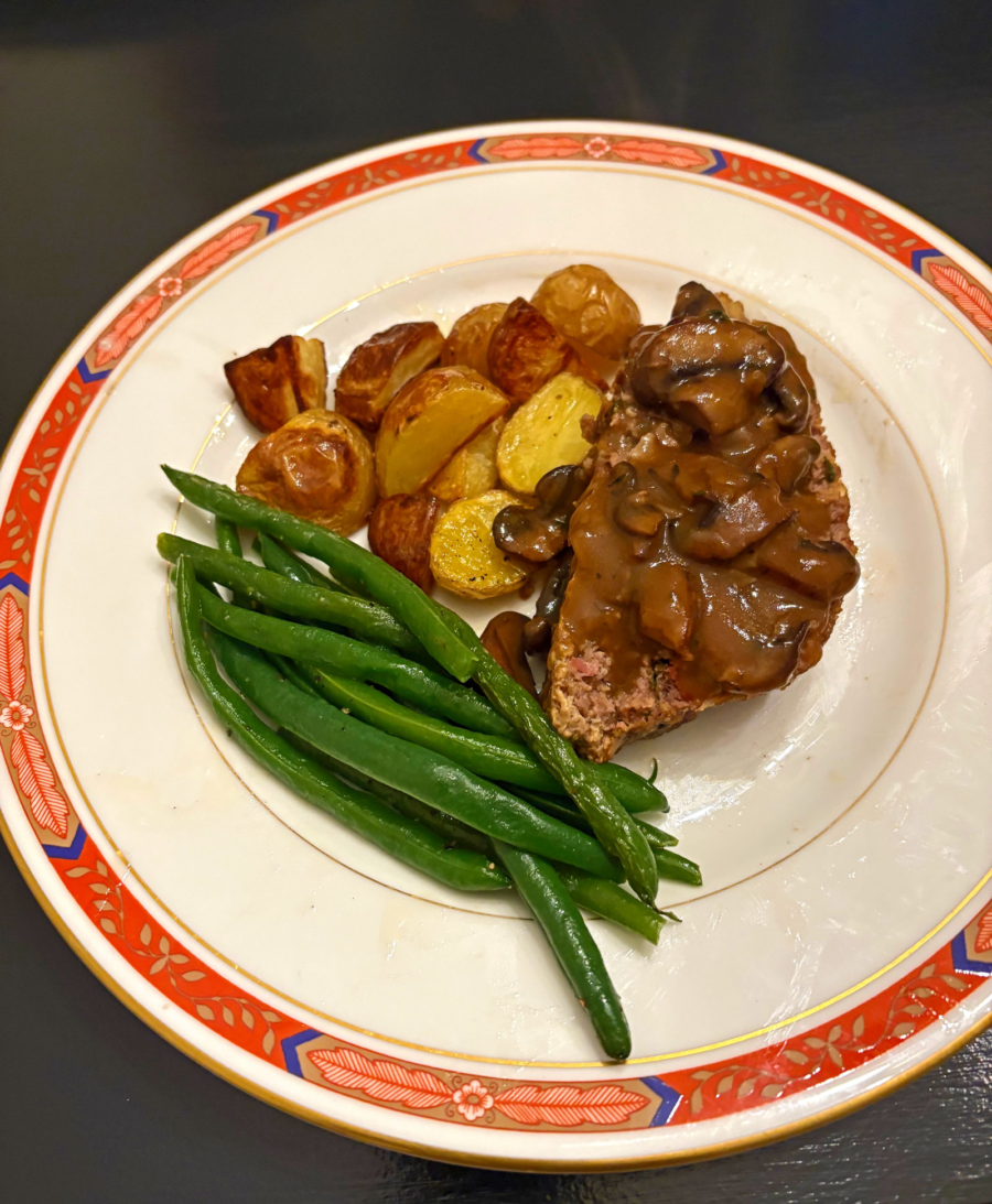 Meatloaf With Mushroom Gravy