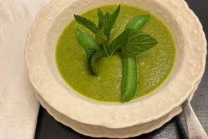 Sugar-Snap Pea Soup With Mint